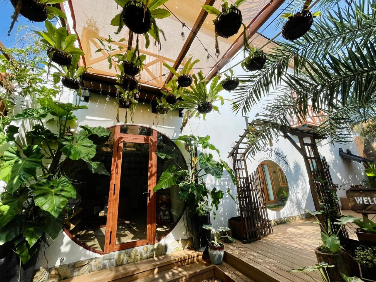 La Garden Homestay Long Xuyên Extérieur photo
