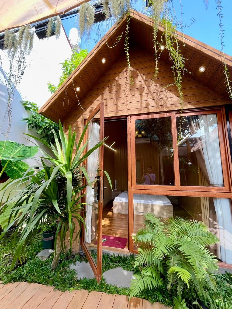 La Garden Homestay Long Xuyên Extérieur photo