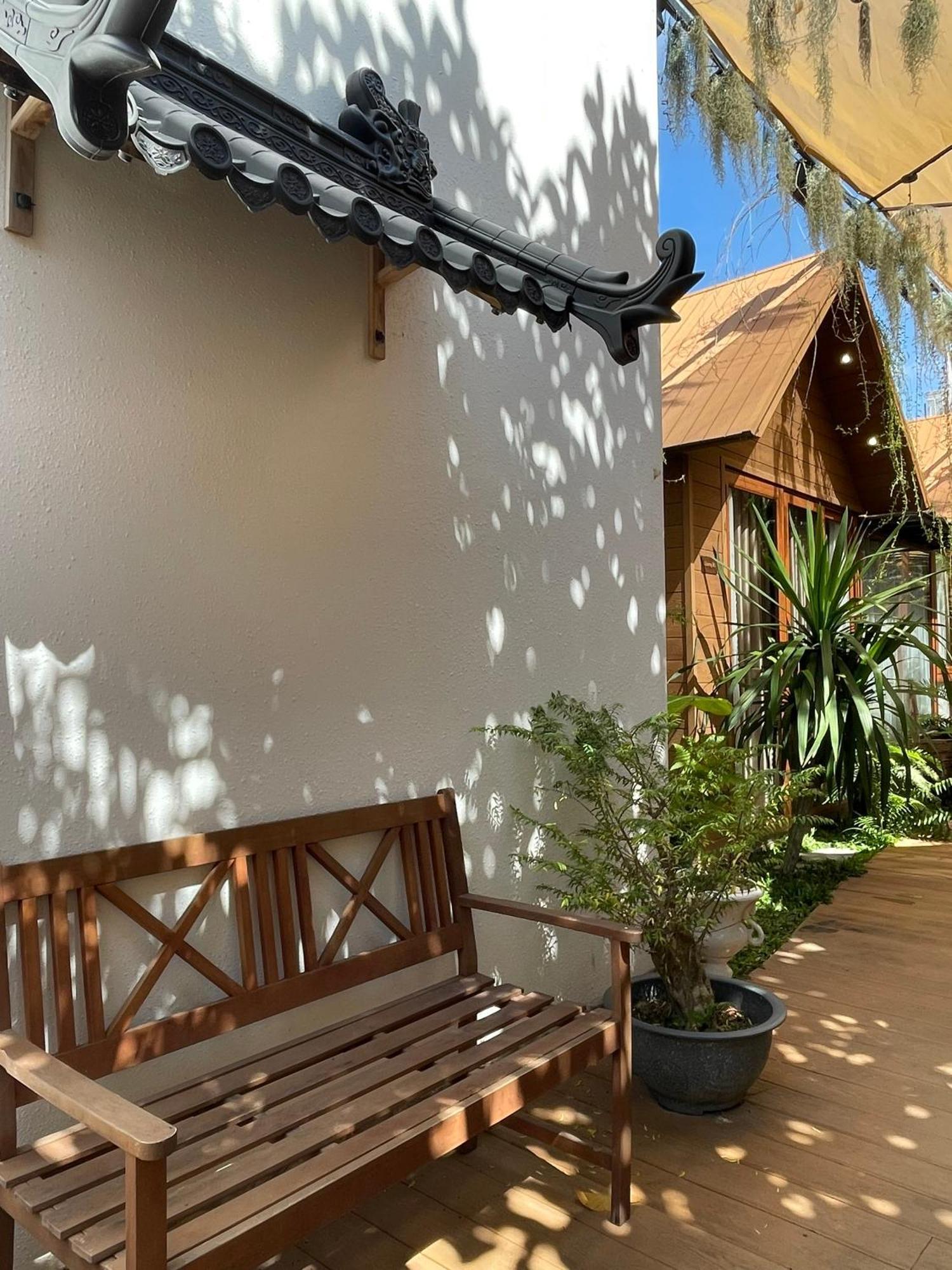 La Garden Homestay Long Xuyên Extérieur photo