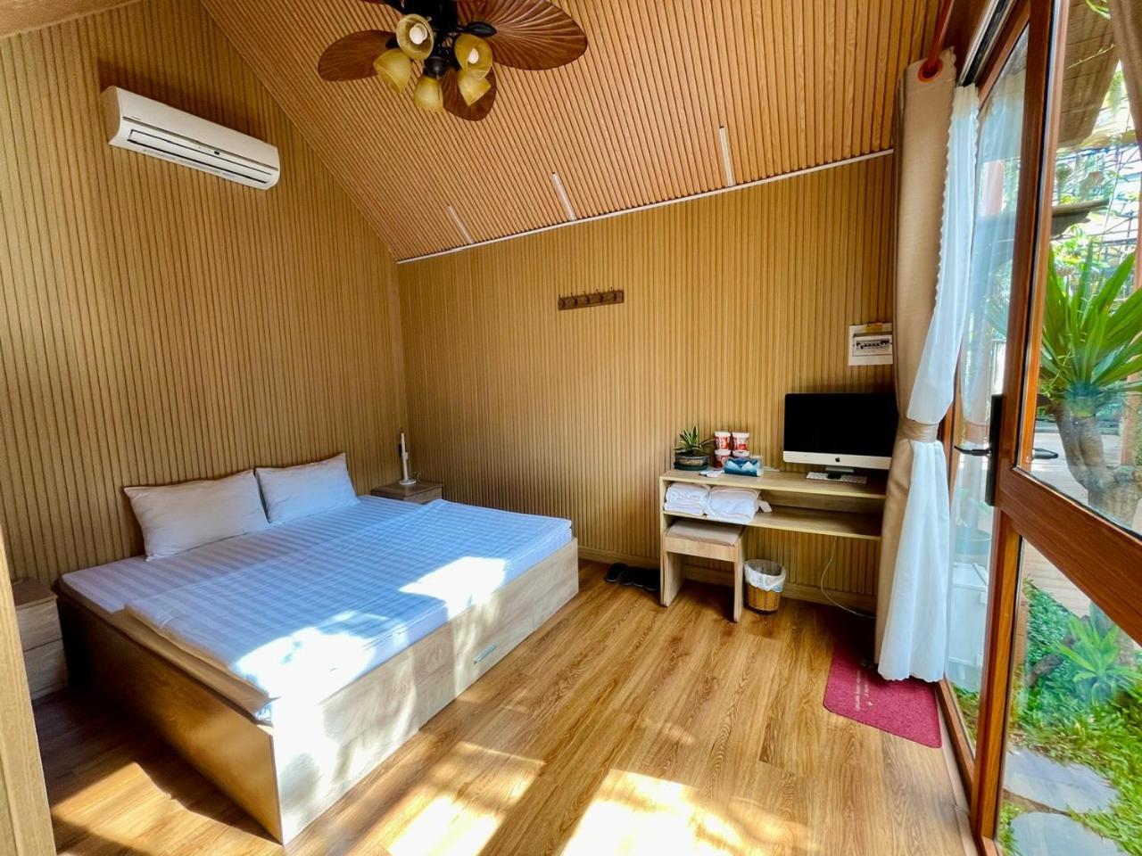 La Garden Homestay Long Xuyên Extérieur photo