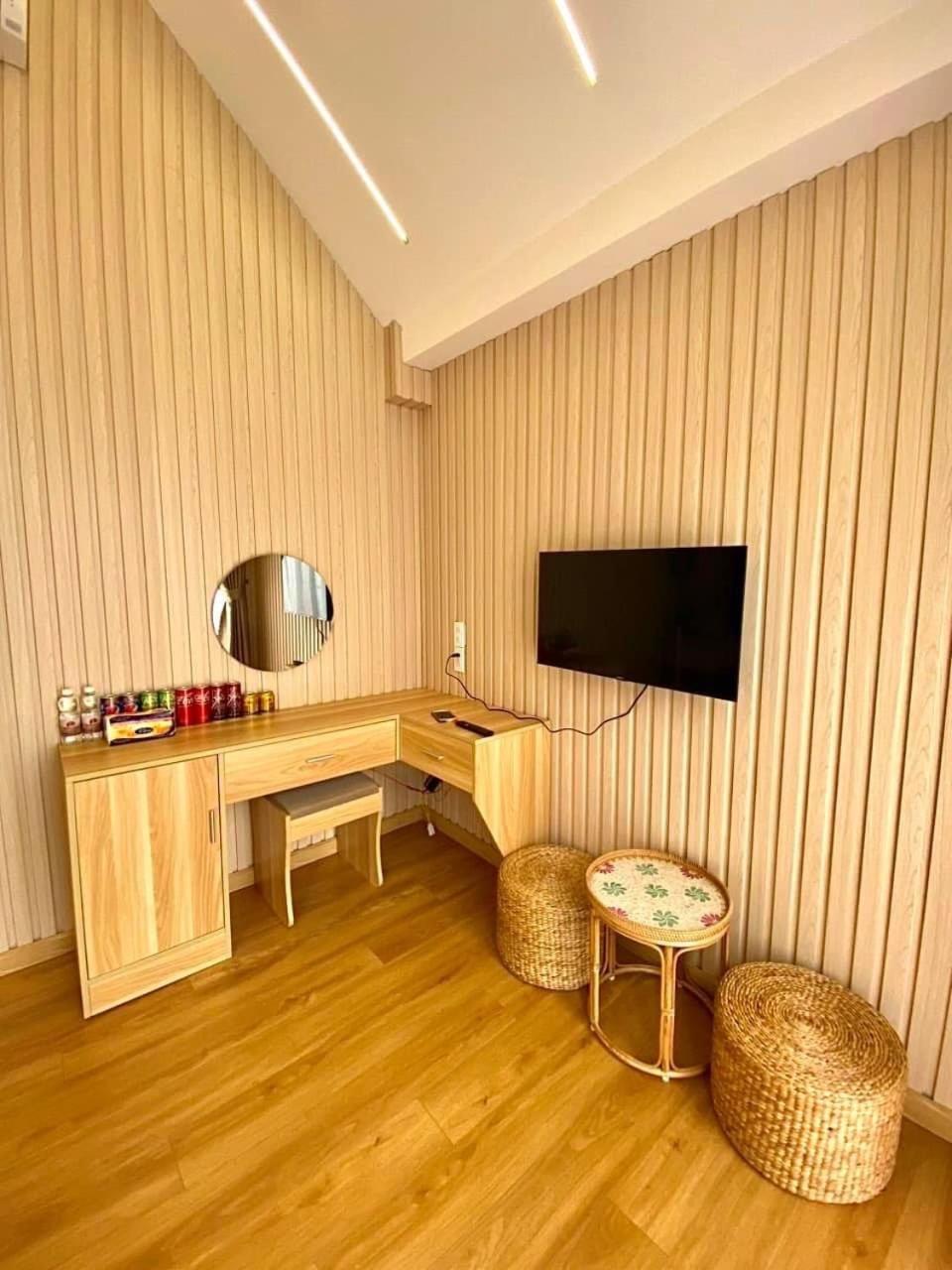 La Garden Homestay Long Xuyên Extérieur photo