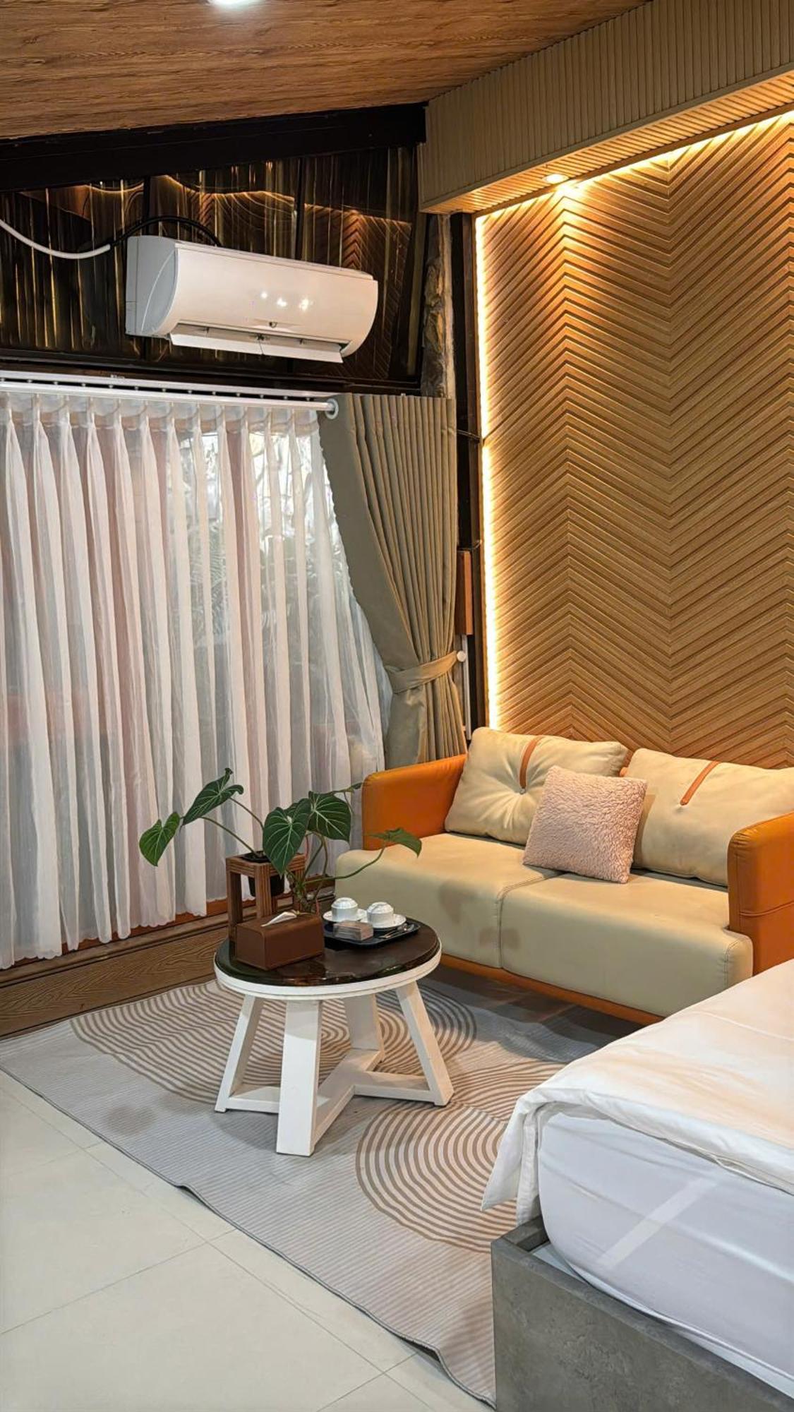 La Garden Homestay Long Xuyên Extérieur photo